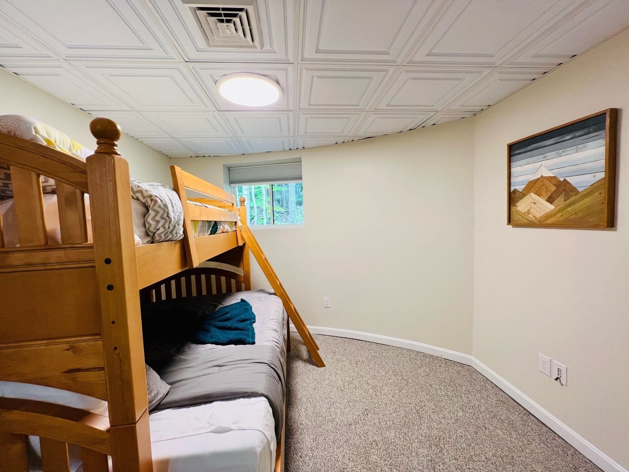 Second angle of bunk room